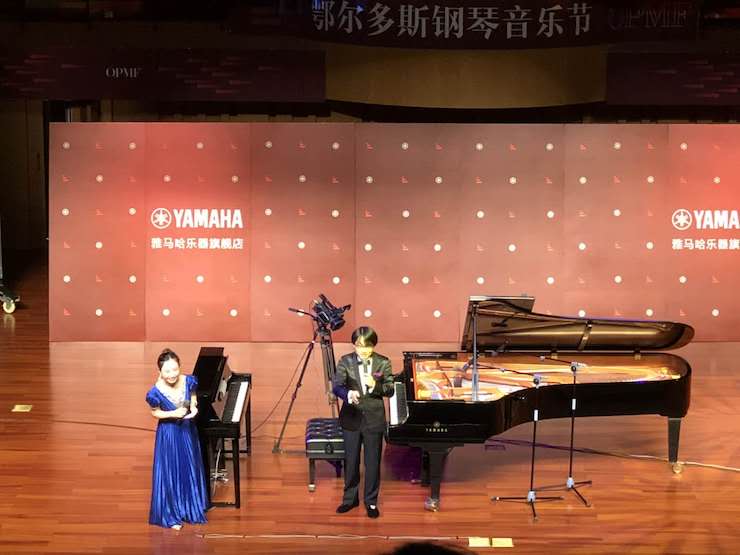 梦之城艺术家宋思衡“80后的时光机”多媒体音乐会内蒙古巡演圆满落幕