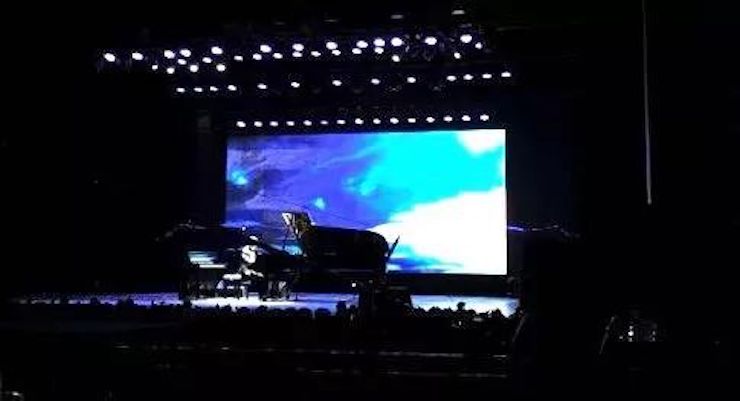 梦之城艺术家宋思衡“80后的时光机”多媒体音乐会内蒙古巡演圆满落幕